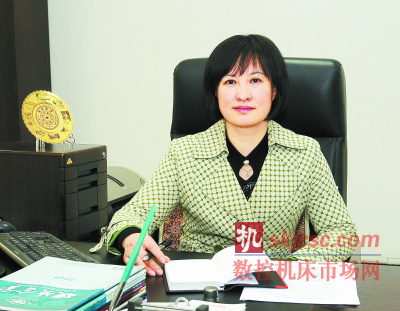 株硬徐涛