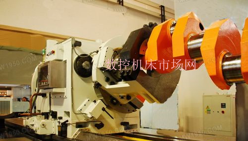 大型曲轴磨床典型结构与加工工艺 大型曲轴磨床典型结构与加工工艺