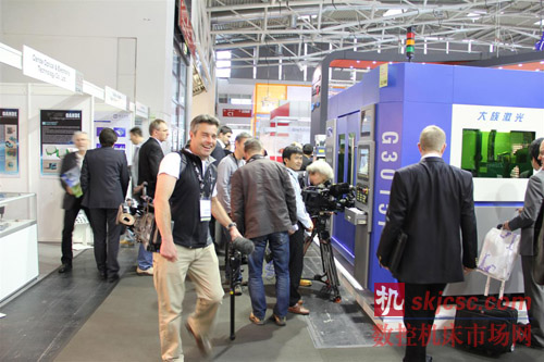 大族激光惊艳亮相德国慕尼黑国际光电展