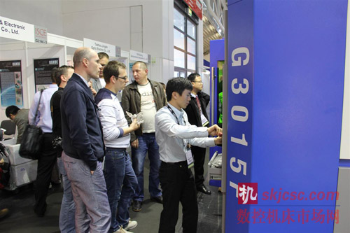 大族激光惊艳亮相德国慕尼黑国际光电展