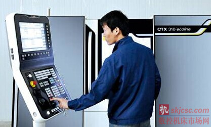 图1 CTX 310 ecoline 帮助彼联提高了50%的生产力 图1 CTX 310 ecoline 帮助彼联提高了50%的生产力